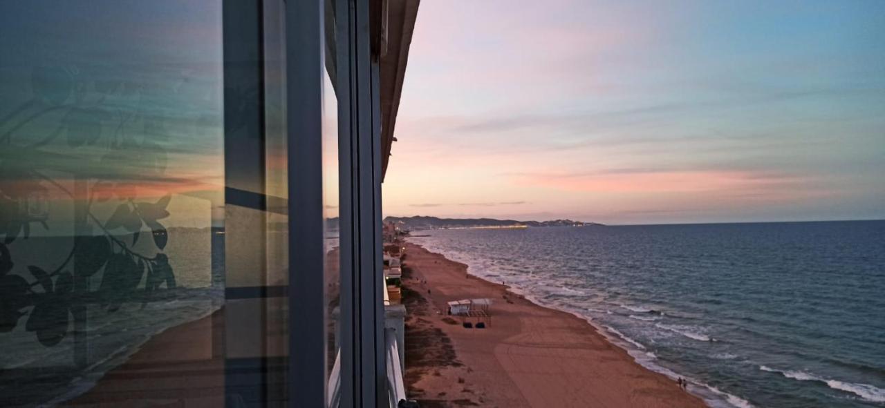 Sunset Room At Front Beach - Habitacion En La Playa Piso Privado 타베르네스 데 발디그나 외부 사진